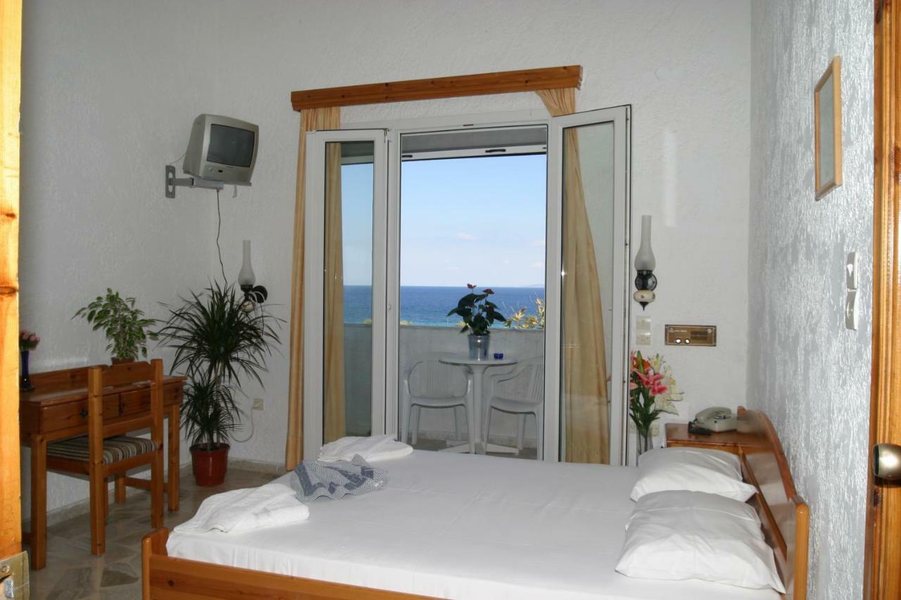 Kedros Hotel Samos Island Exterior photo